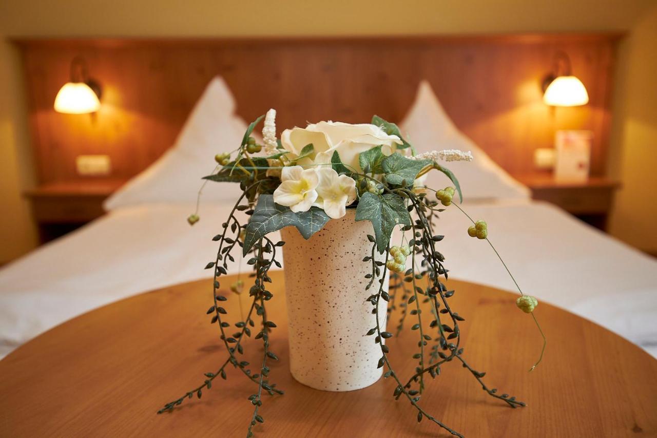Gasthof-Hotel Zur Post Samerberg Luaran gambar