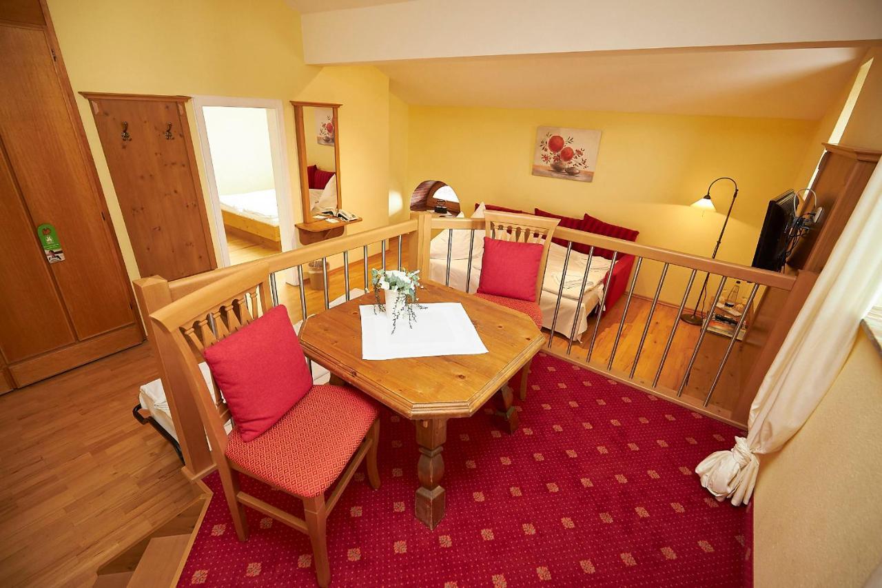 Gasthof-Hotel Zur Post Samerberg Luaran gambar