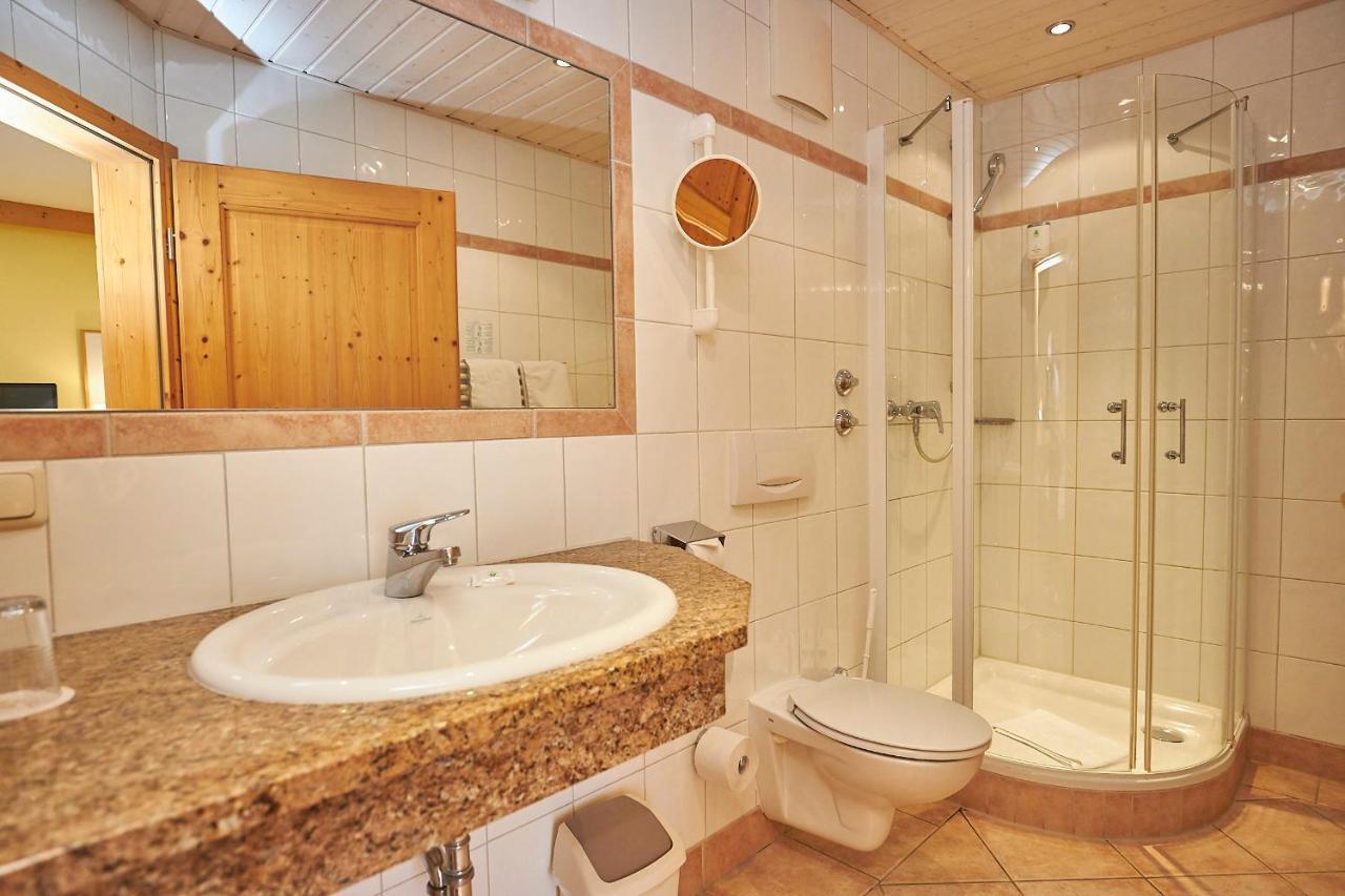 Gasthof-Hotel Zur Post Samerberg Luaran gambar