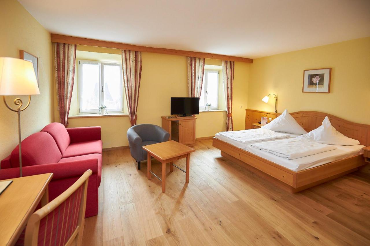Gasthof-Hotel Zur Post Samerberg Luaran gambar